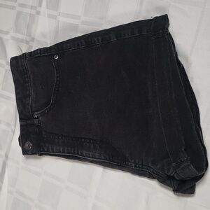 🧑‍🎄10/10🧑‍🎄🖤FOREVER 21 BLACK SHORT SIZE 9 🖤